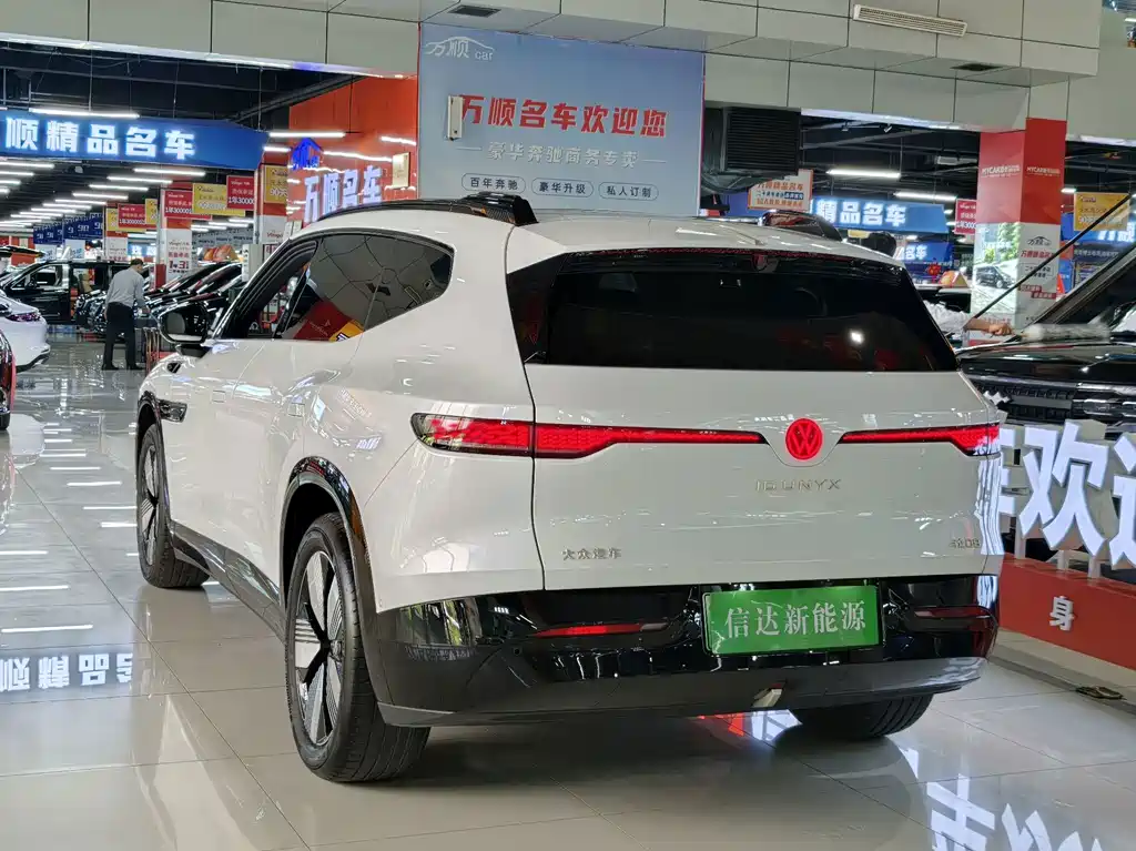 Volkswagen 与众08 — миниатюра 5