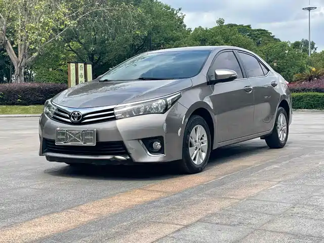 TOYOTA COROLLA 2017