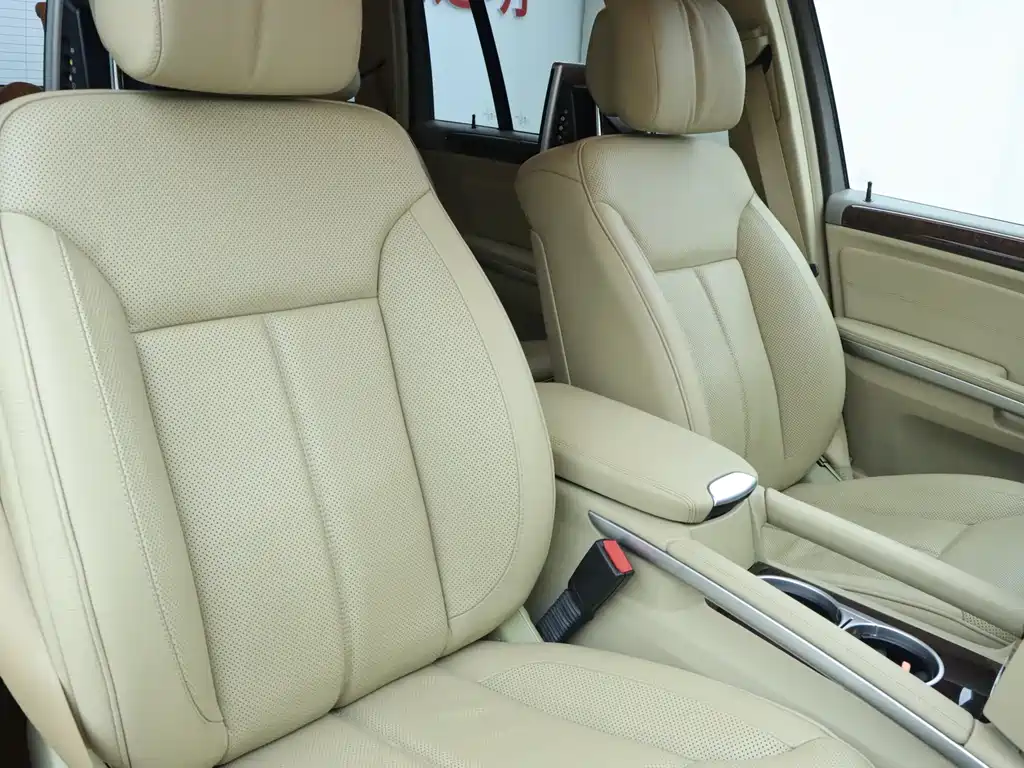 Mercedes-Benz GL 2010 GL 550 4MATIC