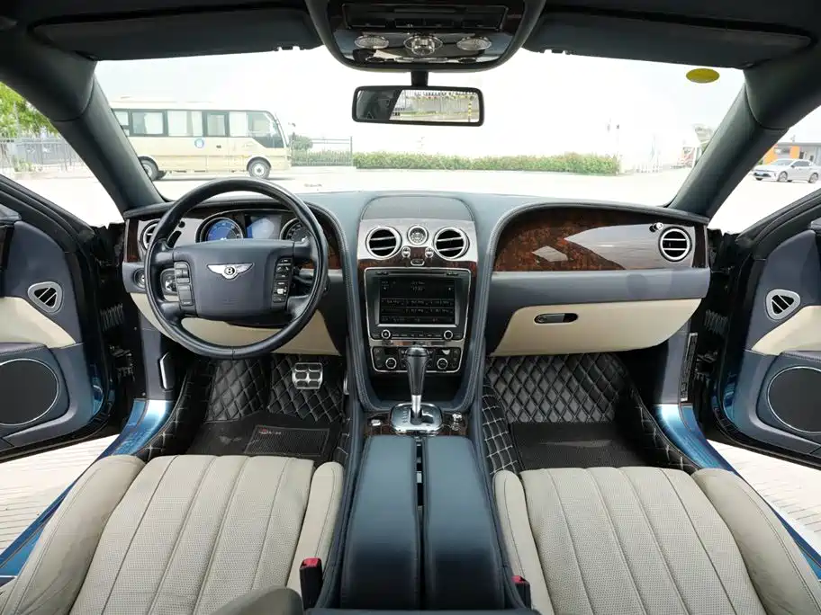 Bentley Flying Spur 2015 6.0T W12 Standard