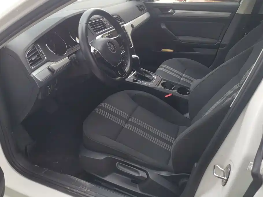Volkswagen Lamando — миниатюра 9