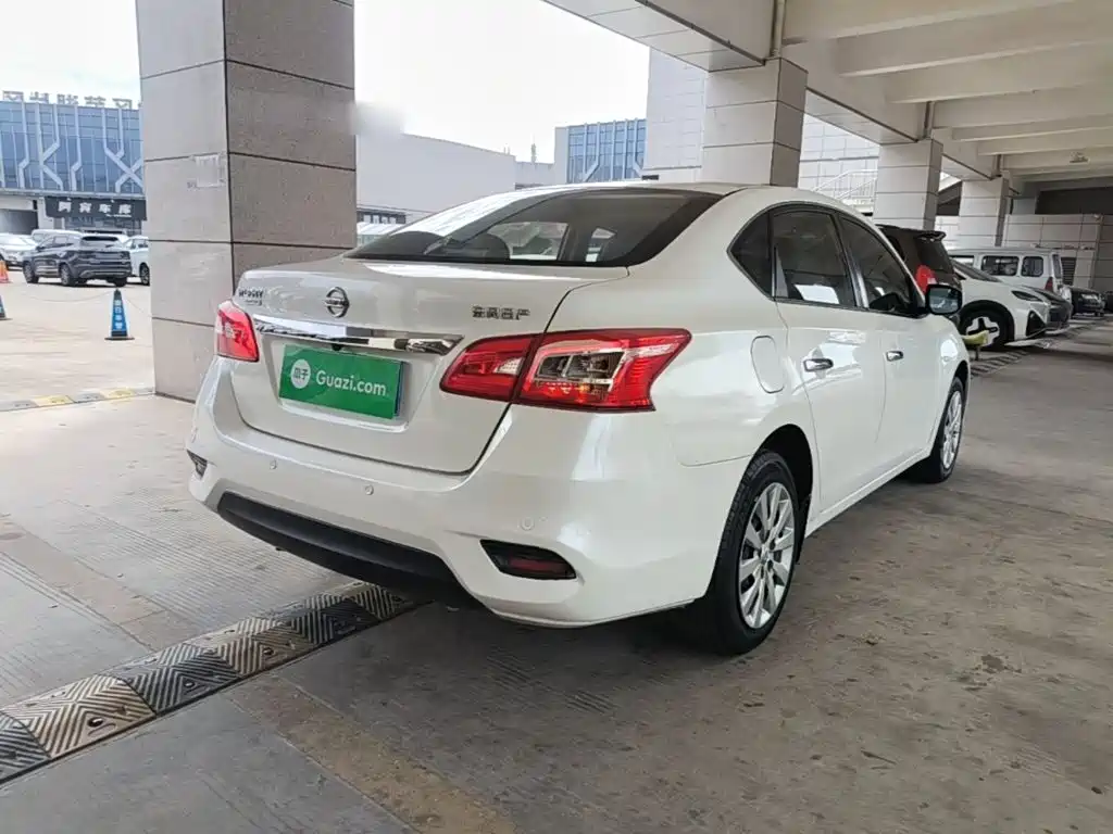 Nissan Sylphy — миниатюра 7