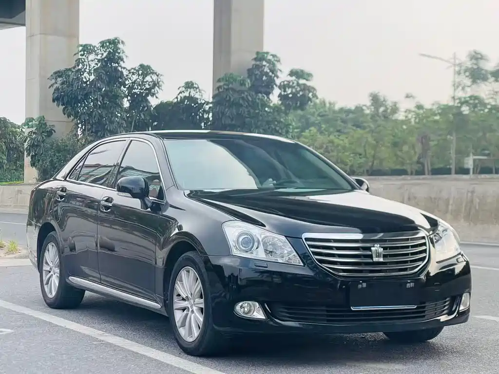 Toyota Crown 2010 2.5L Royal
