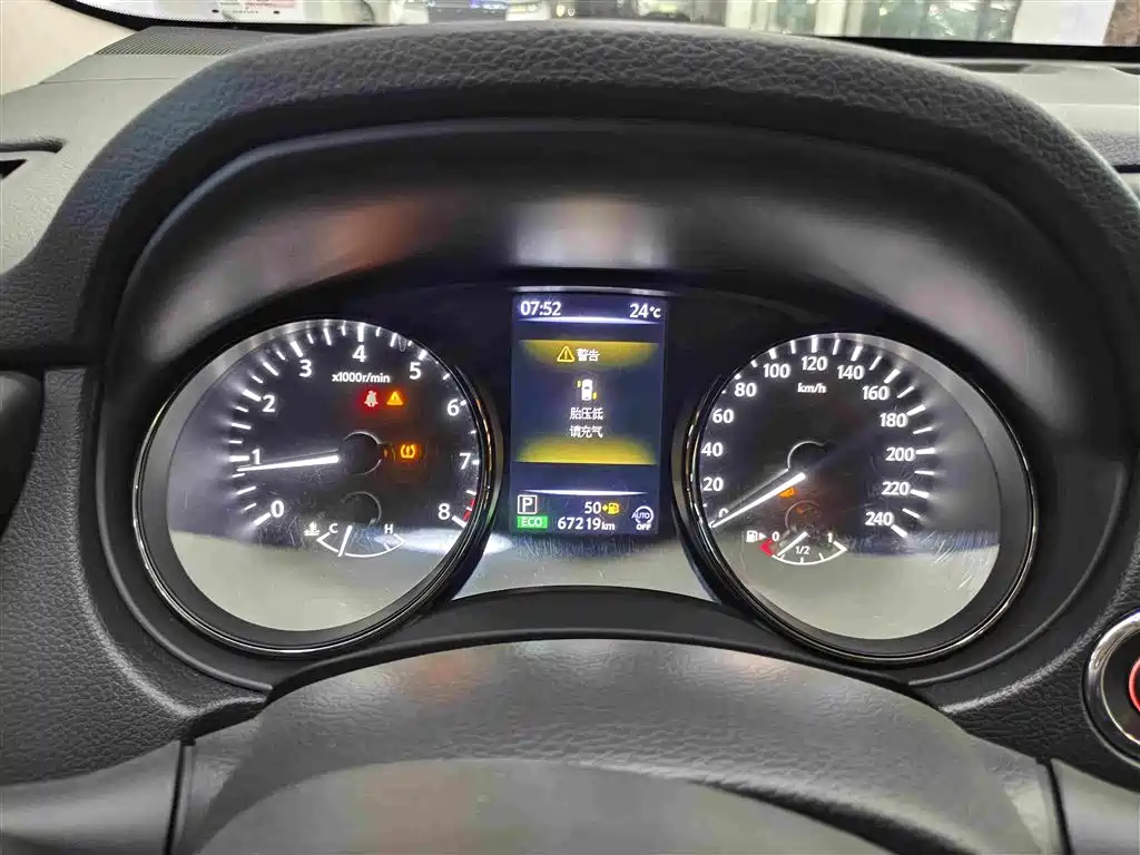 Nissan X-Trail — миниатюра 18