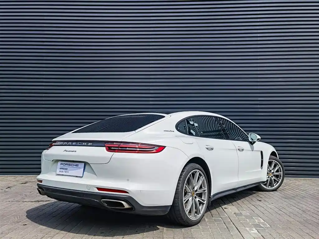 Porsche Panamera — миниатюра 4