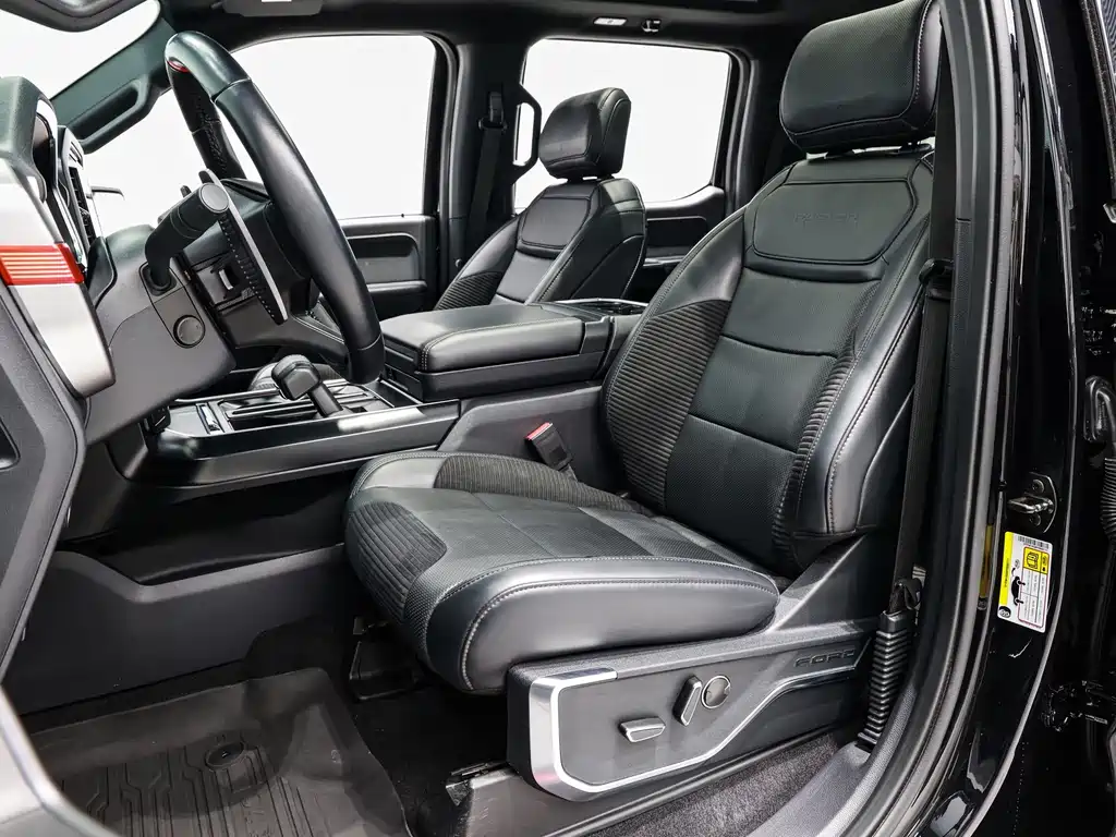 Ford F-150 Raptor — миниатюра 10