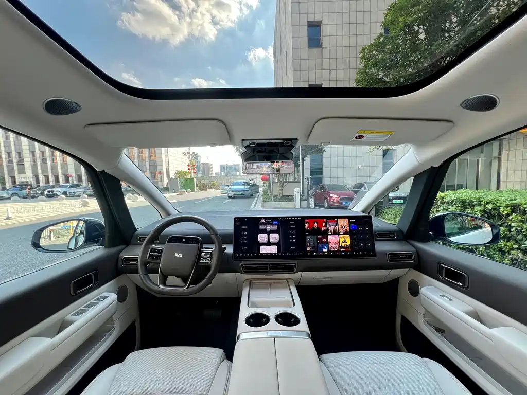 Li Auto Li MEGA — миниатюра 21