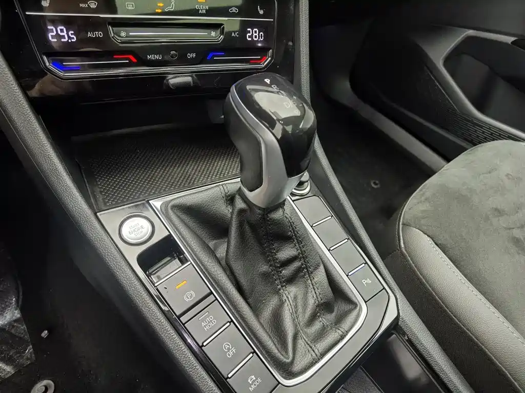 Volkswagen Sagitar — миниатюра 13