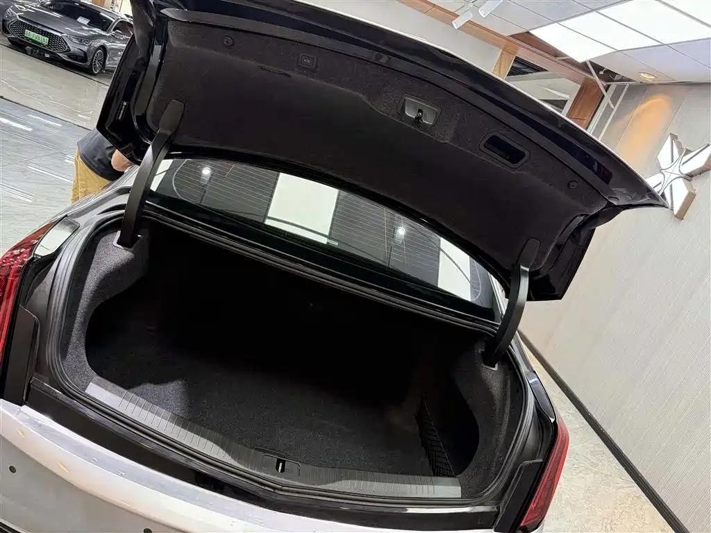 Cadillac CT6 — миниатюра 24
