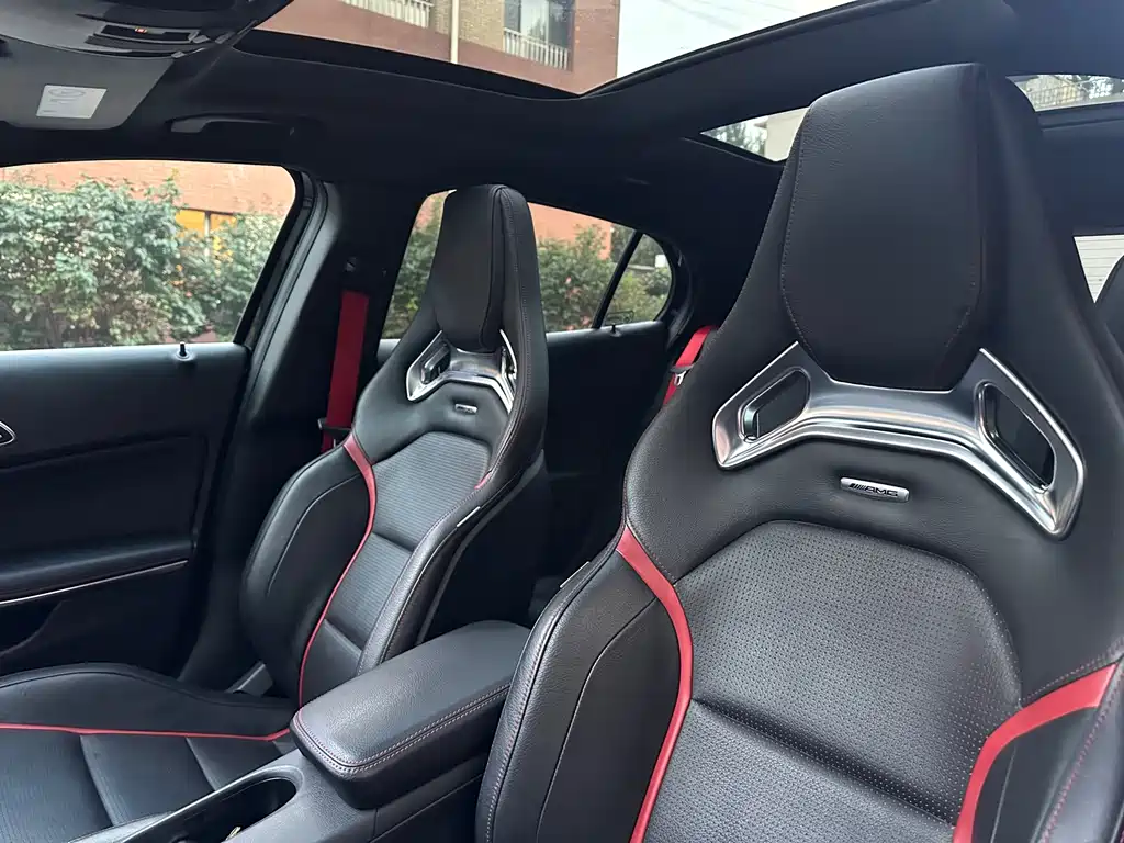 Mercedes-Benz GLA AMG — миниатюра 23