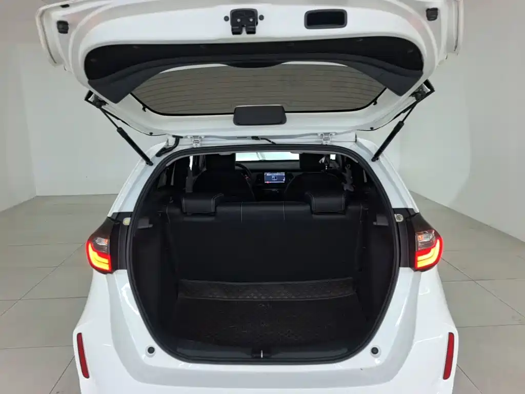 Honda Fit — миниатюра 19