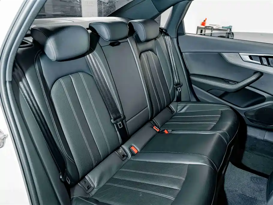 Audi A4L — миниатюра 22
