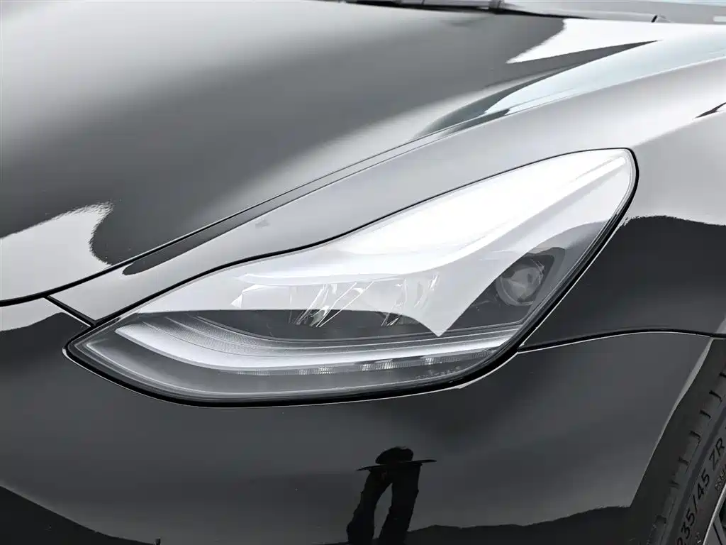 Tesla Model 3 — фотографии объявления, Фото 11