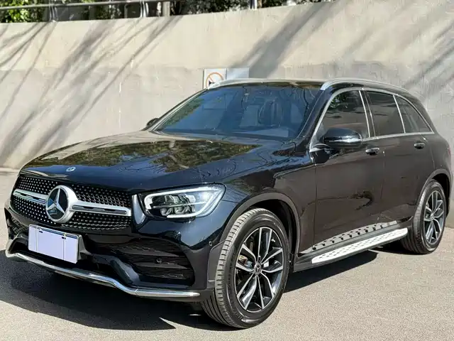 MERCEDES-BENZ GLC