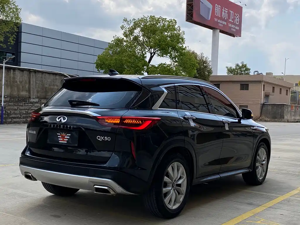 INFINITI QX50