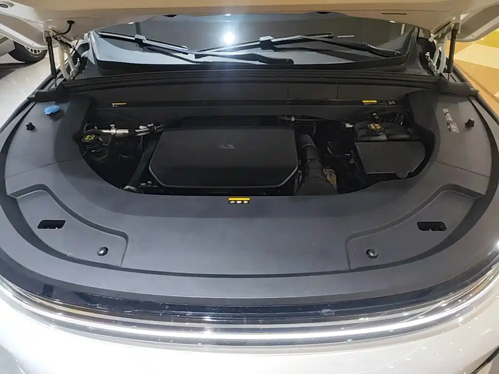 Li Auto Li L7 — миниатюра 20