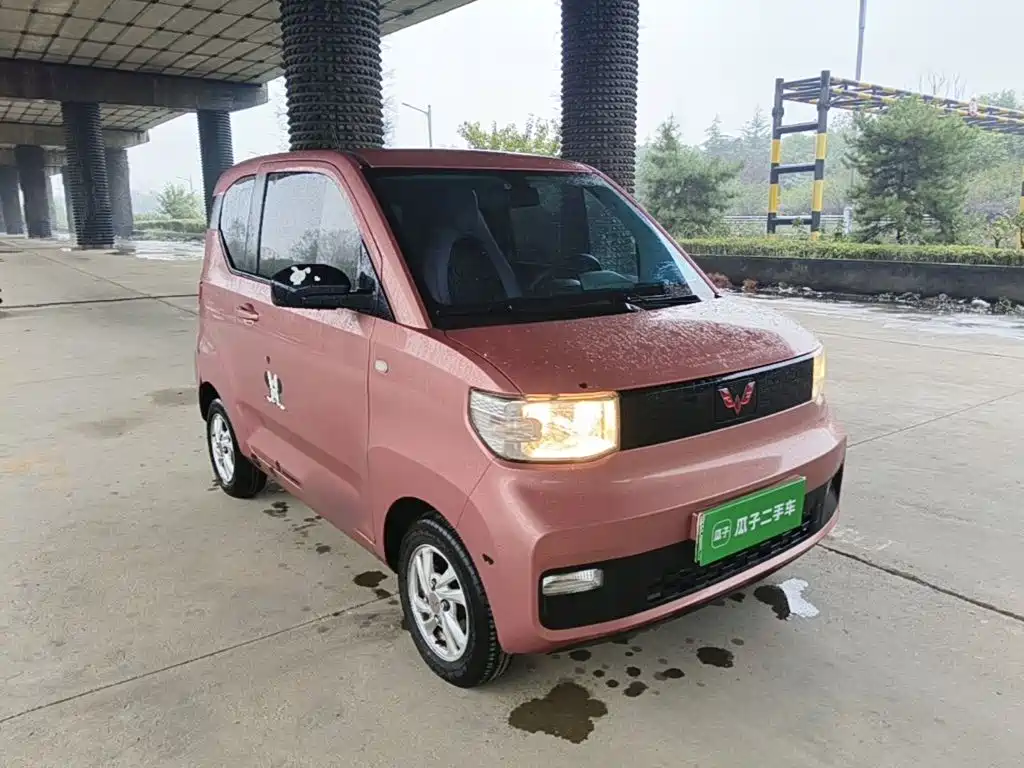 Wuling MINIEV — миниатюра 4