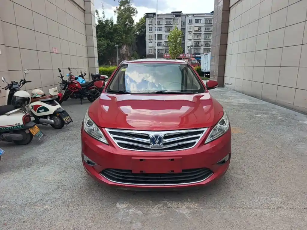 Changan Eado — миниатюра 3