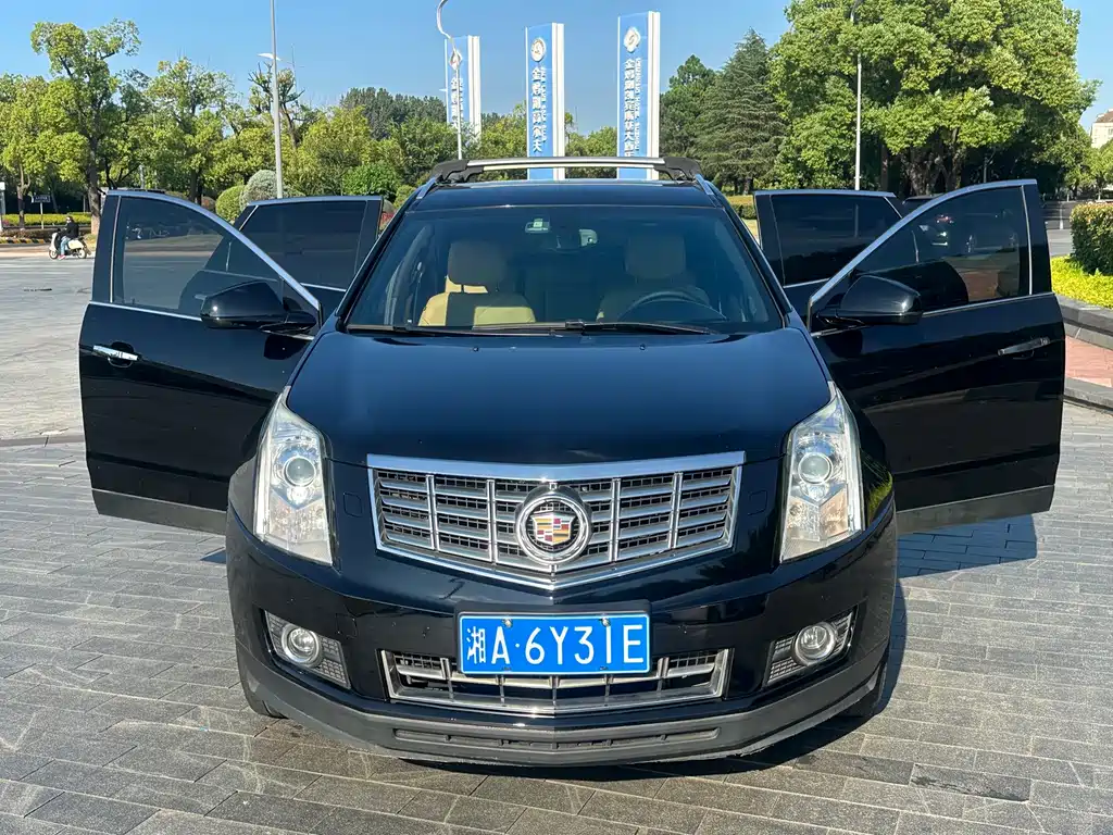 Cadillac SRX — миниатюра 9