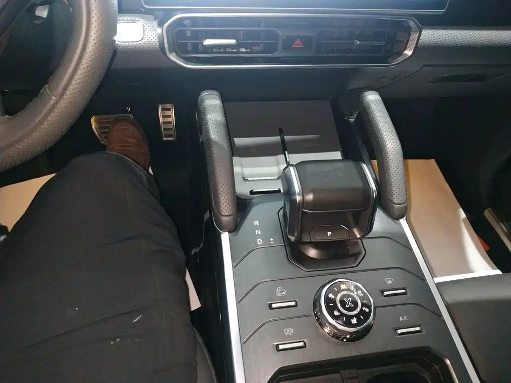 Jetour Traveller — миниатюра 14