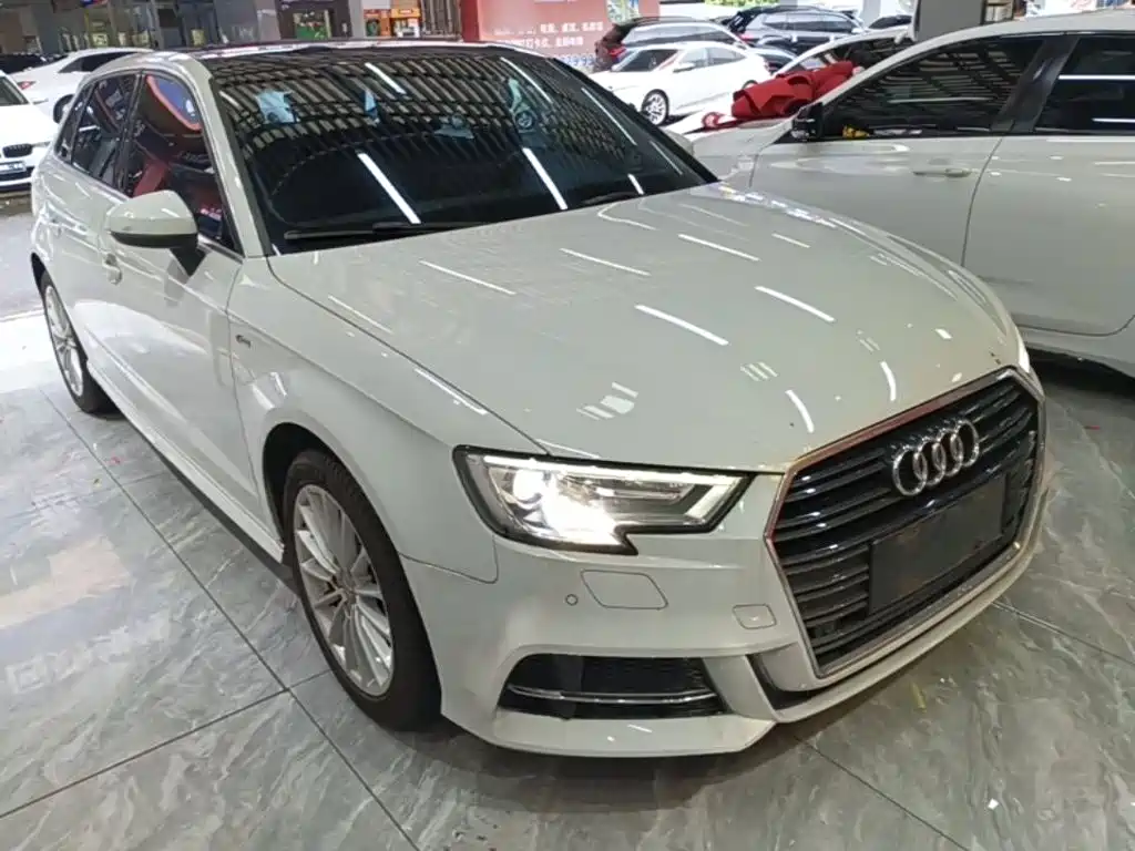 Audi A3 2018 30 Sportback 35 TFSI Fashion