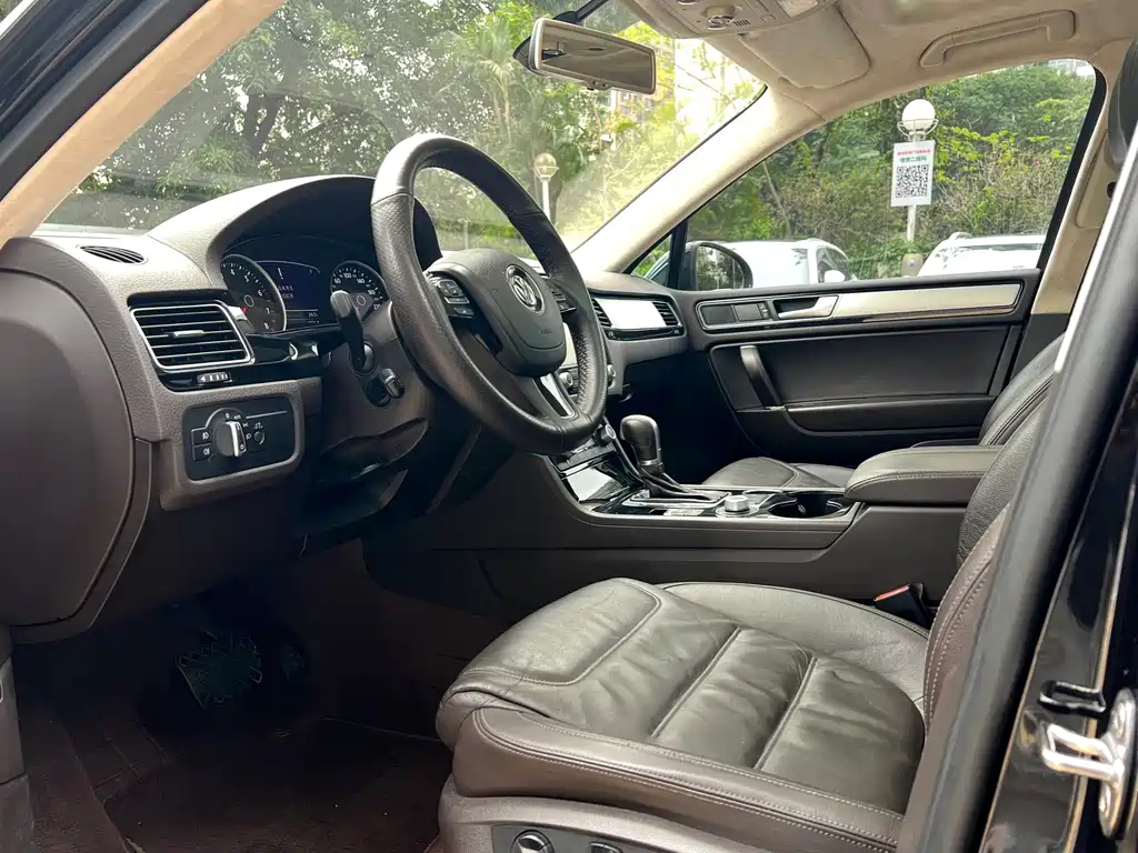 Volkswagen Touareg 2016 3.0TSI
