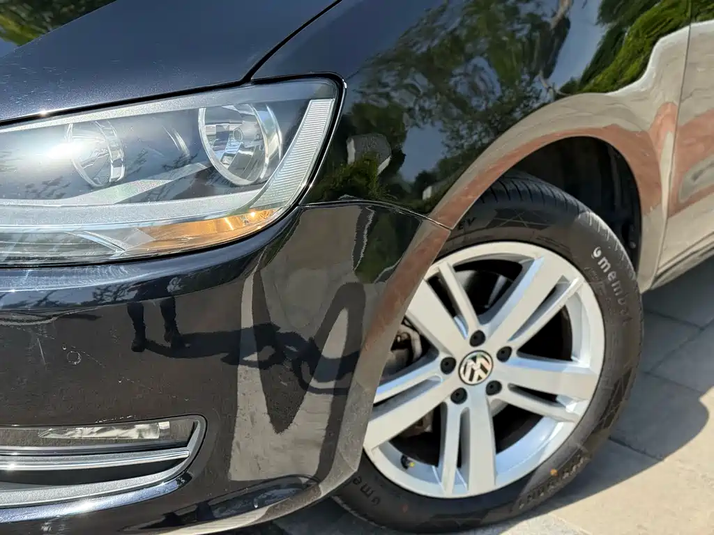 Volkswagen Xia 2015 1.8TSI Comfort