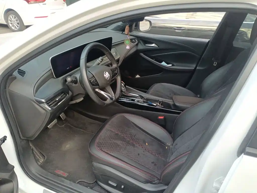 Buick Verano — миниатюра 8