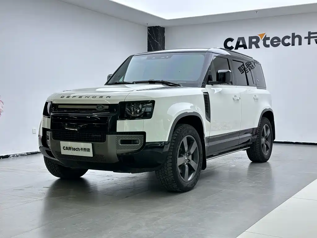 Land Rover Defender 2022