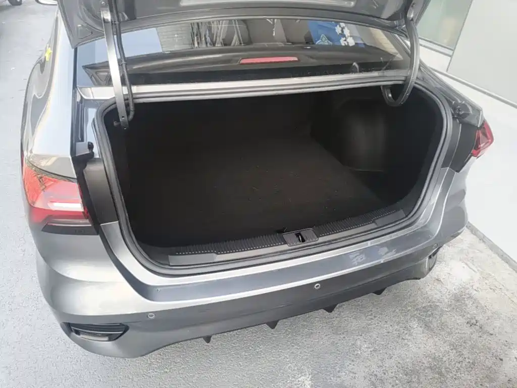 Roewe i5 — миниатюра 19