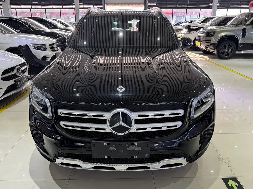 Mercedes-Benz GLB — миниатюра 2
