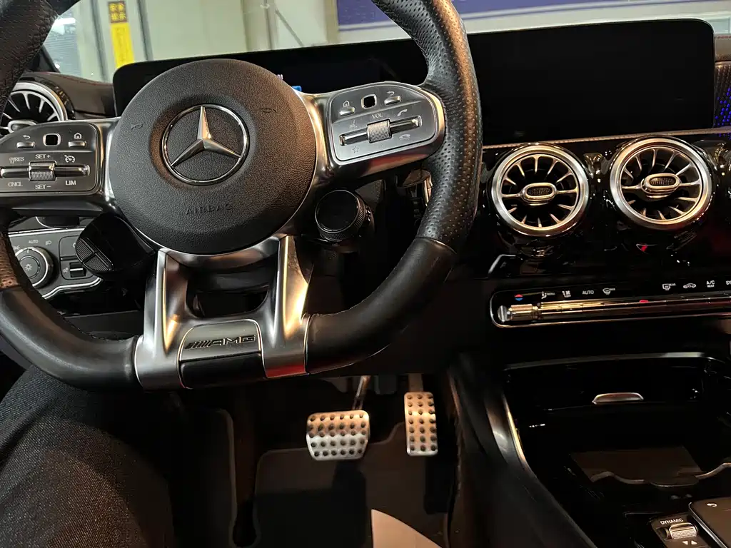 Mercedes-Benz A-Class AMG — миниатюра 7