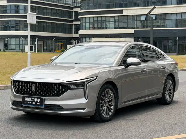 2023 Bestune B70