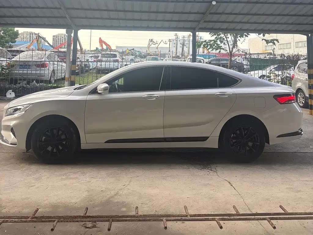 Geely Borui — миниатюра 3
