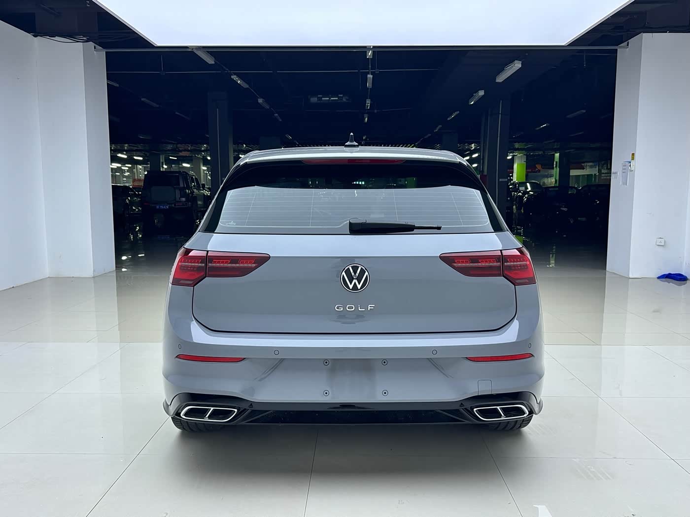 Volkswagen Golf 1.4 л 2022 г. Серебристо-серый, пробег 31000 км