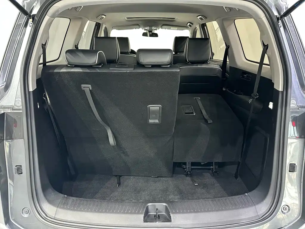 Wuling Jiachen — миниатюра 19