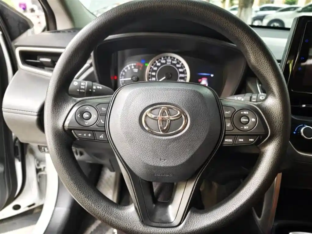 TOYOTA COROLLA SHARP AMPLIFIER