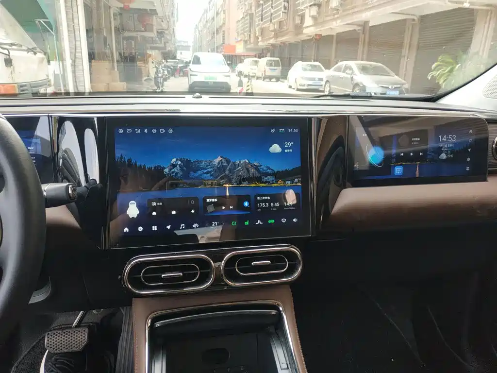 Leapmotor Leapmotor C11 — миниатюра 13