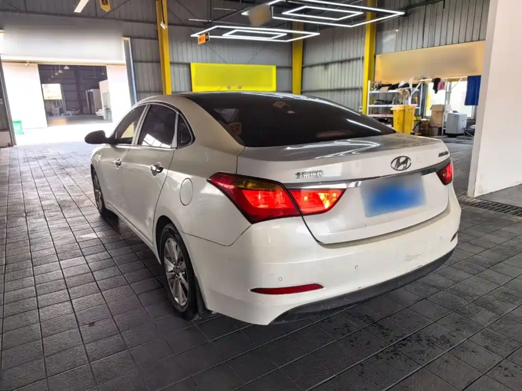 Hyundai Mistra — миниатюра 5