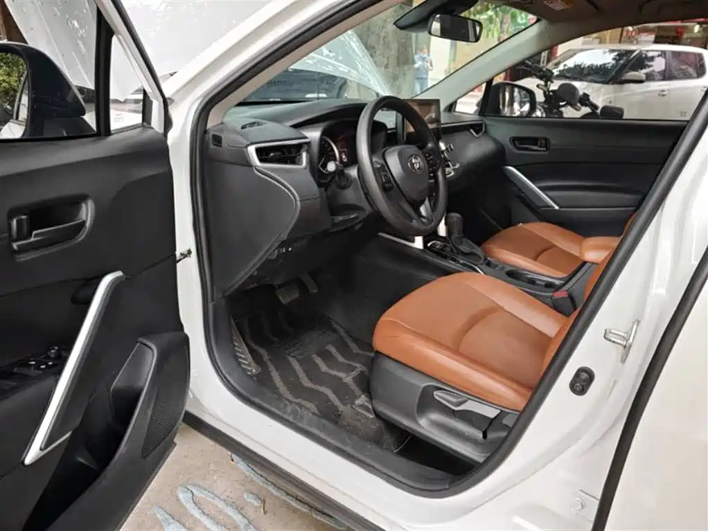 TOYOTA COROLLA SHARP AMPLIFIER