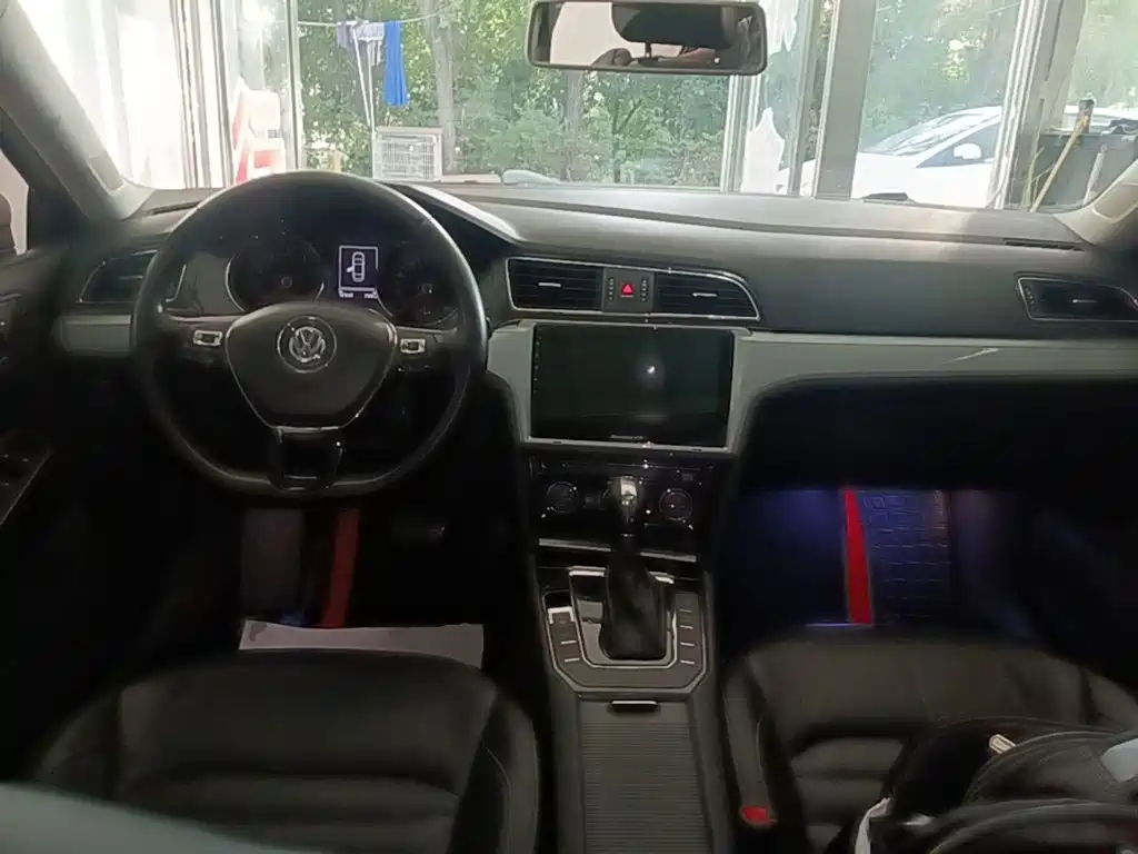 Volkswagen Lamando — миниатюра 10