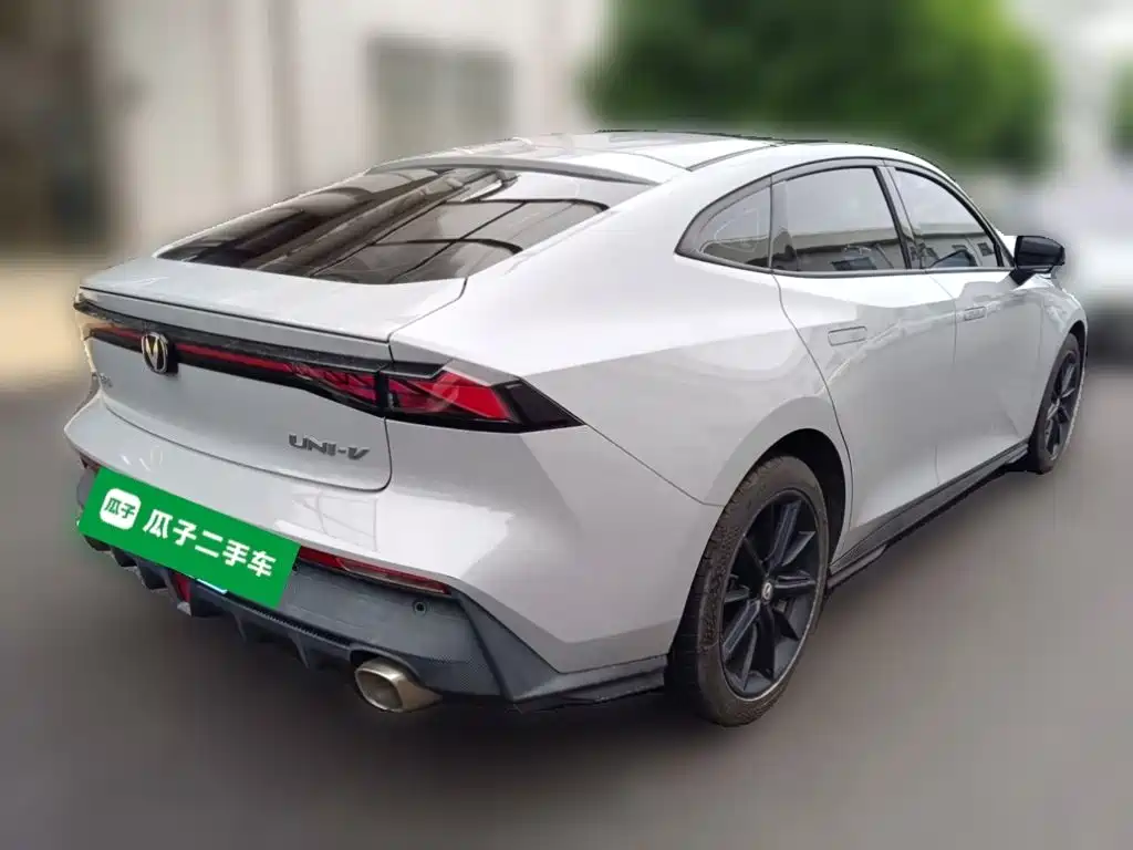 Changan UNI-V — миниатюра 5