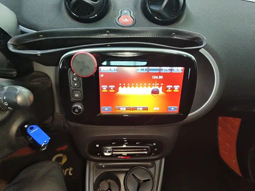 smart Smart Fortwo — миниатюра 13