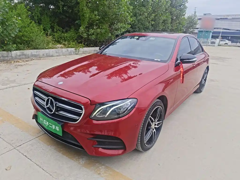 Mercedes-Benz E-Class — миниатюра 2