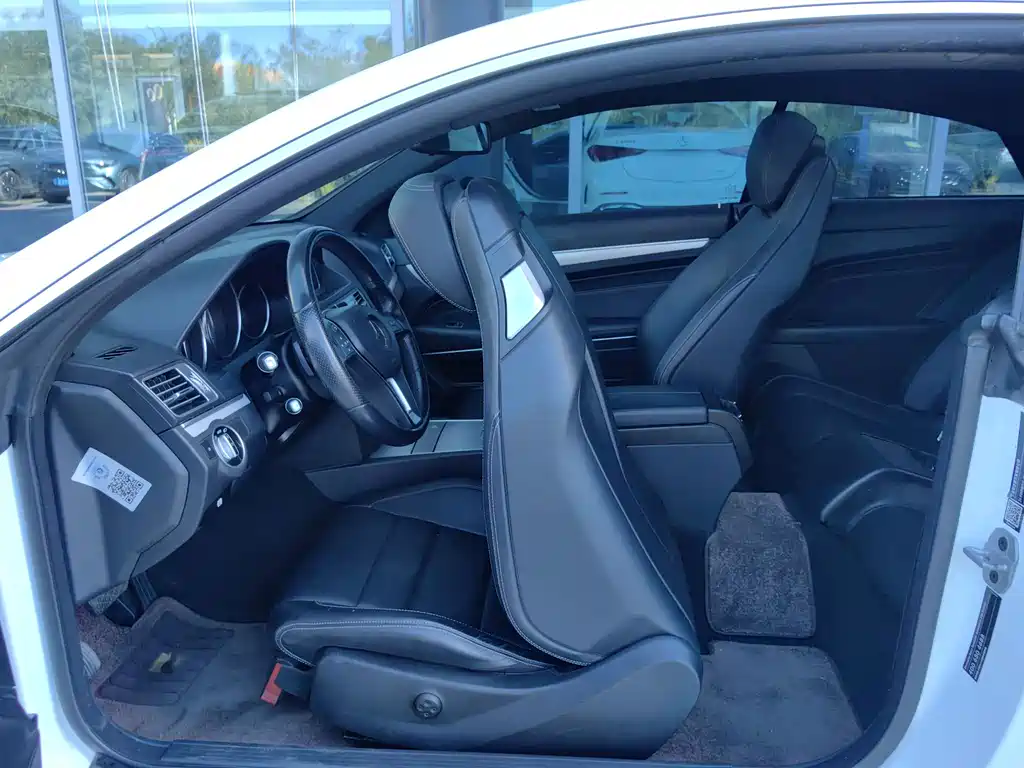 Mercedes-Benz E-Class (Import) — миниатюра 12