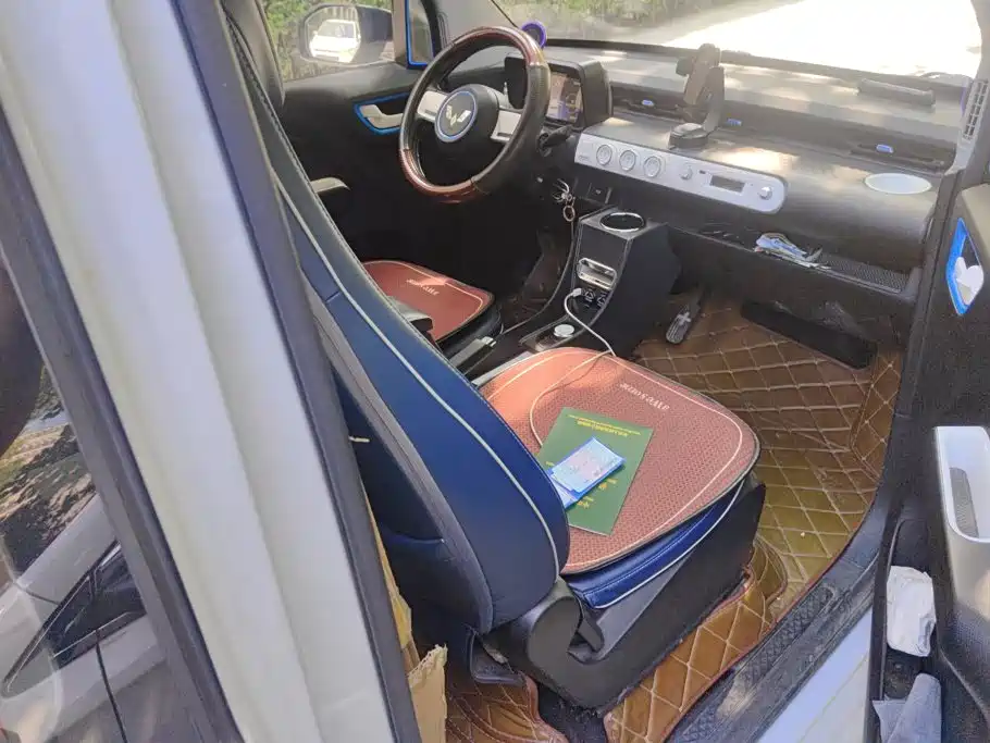 Wuling MINIEV — миниатюра 8