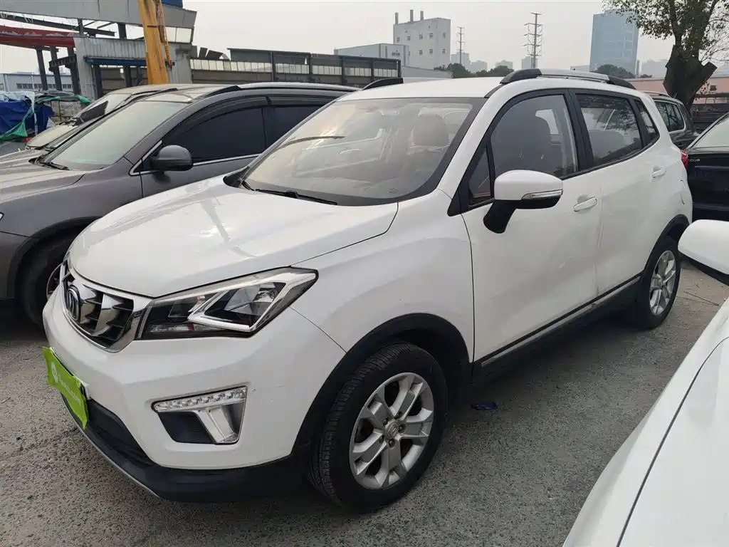Changan CS15 2016
