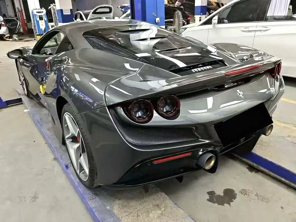 Ferrari F8 — миниатюра 5