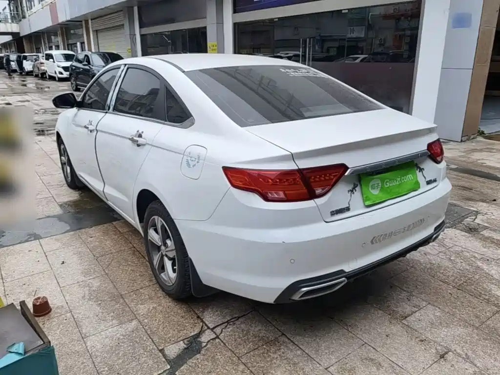 Geely Emgrand GL — миниатюра 5