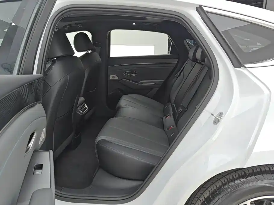 BYD Qin L — миниатюра 11